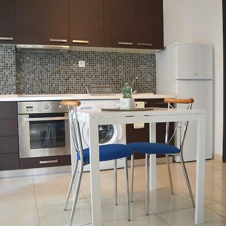 Cosy Studios 1 Close To The City Center Солун Екстериор снимка