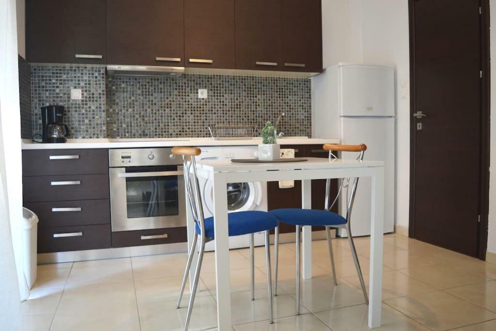 Cosy Studios 1 Close To The City Center Солун Екстериор снимка
